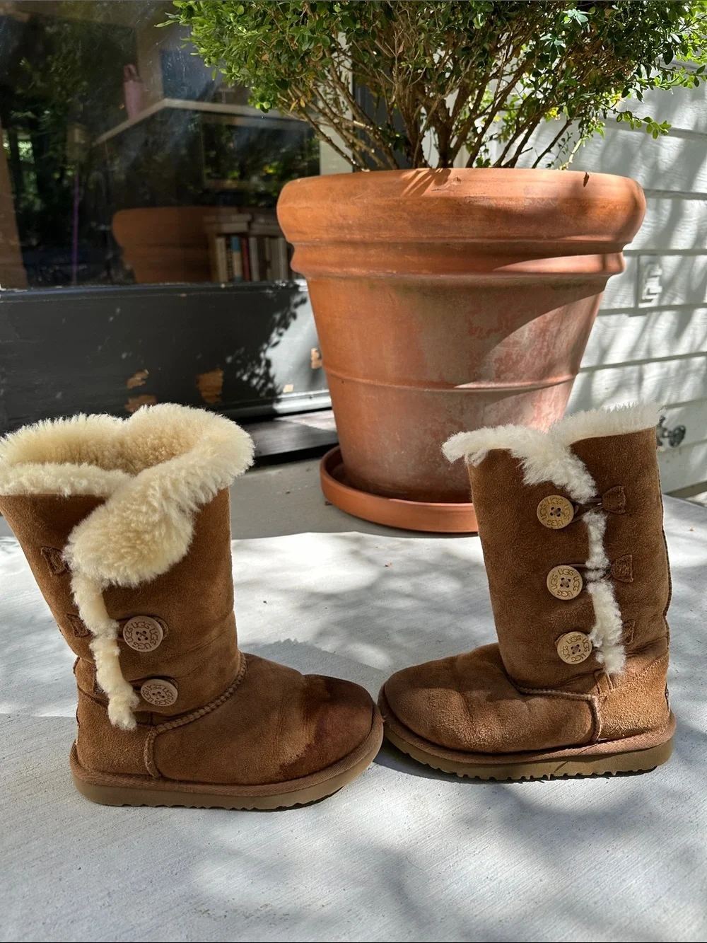 UGG Kids Button-Detail Tall Boots in Chestnut Suede
